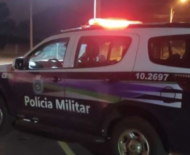 Naviraí - Mulher é presa após abandonar crianças em casa para ir beber em bar